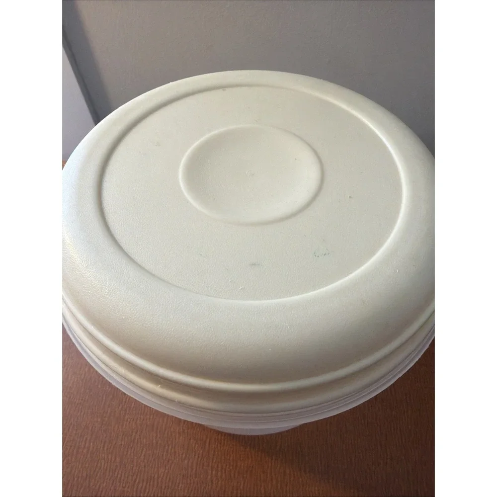 Rubbermade 10 Cups Servin' Saver 2.4L